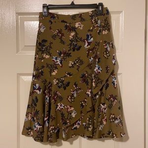 Ann Taylor Floral Fitted Flowy Skirt 0